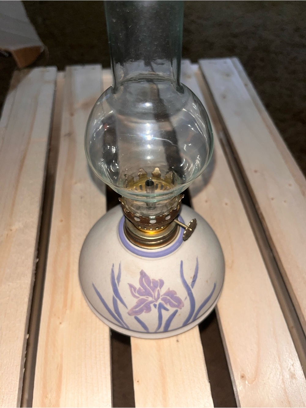 Ceramic Floral Oil Lantern in Lavender and White